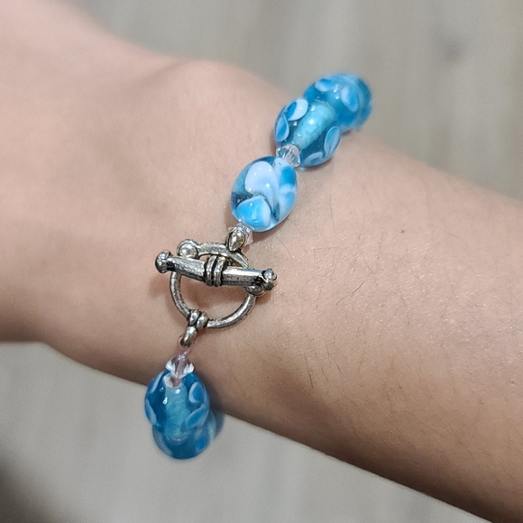 Glass and Swarovski Beads Bracelet - Picture 2 of 4